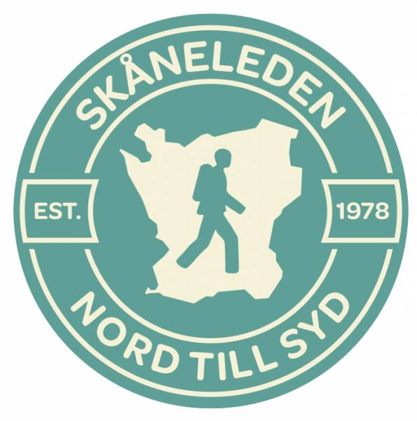 Rundes, gr&uuml;nes Feld, Sk&aring;neleden Nord nach S&uuml;d